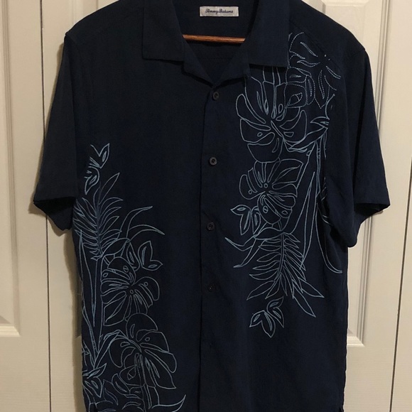TOMMY BAHAMA SHORT SLEEVE EMBROIDERED SHIRT - Picture 4 of 15